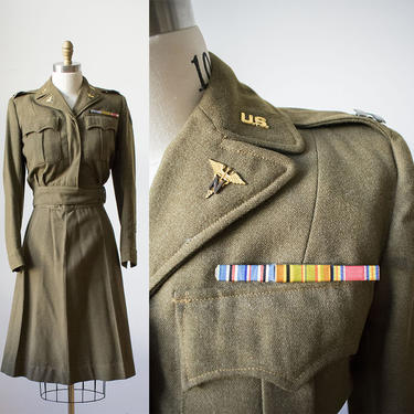 Womens Vintage Wool Military Uniform / 1940s Service Uniform / Green Wool Military Eisenhower Jacket with Matching Skirt / US Army WWII 