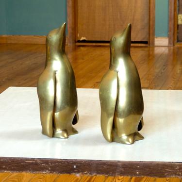 Vintage Pair Solid Brass Penguin Figurines Mid Century Modern Hollywood Regency - MCM Decor - Brass Sculpture - Bird Figurines 