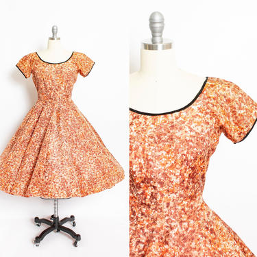 Vintage 1950s Dress Printed Acetate Floral Full Skirt Rhinestone 50s Small S 