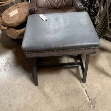 LEATHER BENCH WITH METAL FRAME