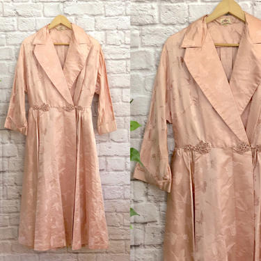 Vintage 1950s Pink Butterfly Jacquard Satin Chinese Evening Jacket Dress Size Large X Large Knee Length 