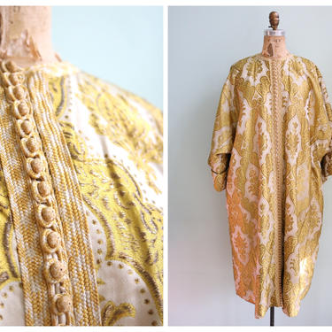 Vintage 1950's Gold and Yellow Silk Brocade Coat | Size M- XL 