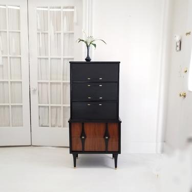 Beautiful mid century modern dresser 
