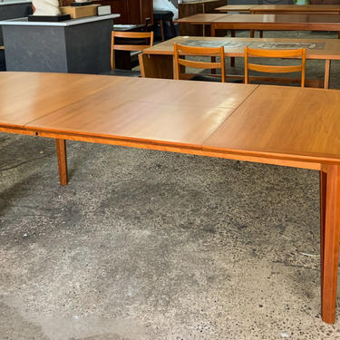 Cherry extension dining table 