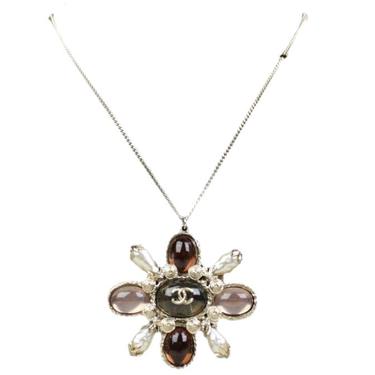 Chanel Necklace 2011 Faux Pearl and Gripoix Pendant