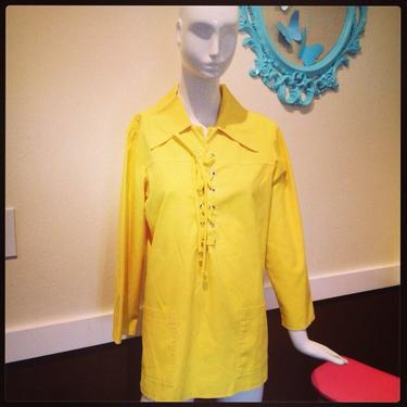 Fab 1960s bright yellow top 