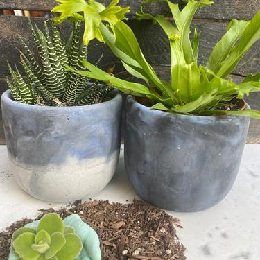 Set of Two Marbled Round Concrete Pots 