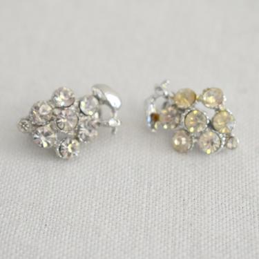 Vintage 1960s Clear Rhinestone Grapes Scatter Brooch Pair 
