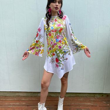 Vintage 60s Floral garden Bell sleeve Boho White Multicolored Mini dress XS S M 