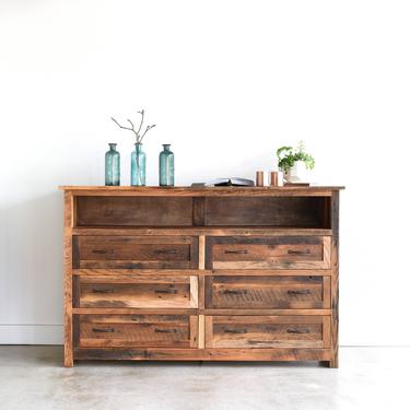 Large Rustic Dresser / 6-Drawer Barn Wood Bedroom Dresser / Cabin Bedroom Furniture 