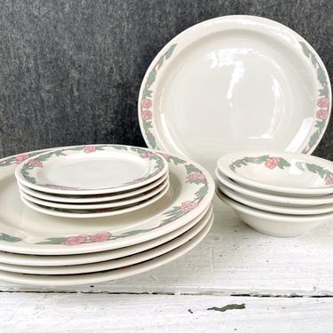 Syracuse China floral restaurant ware china for 4 - 1980s vintage 