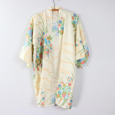 Vintage Kimono Robe / 70's Floral Draped Jacket / One Size 