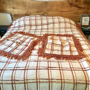 50&#39;s Striped Bedspread + Fringe Size Twin / Full - Striped Mid Century Comforter Coverlet + Shams - Off White, Orange, Brown Striped Blanket 