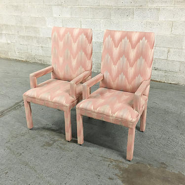 LOCAL PICKUP ONLY-----------Vintage Set of 2 Dining Chairs 
