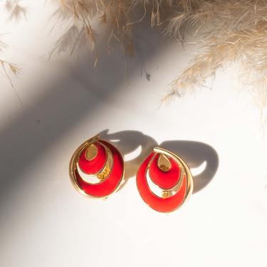 Vintage Goldtone Red Enamel Teardrop Clip On Earrings | THE COLORS COLLECTION 