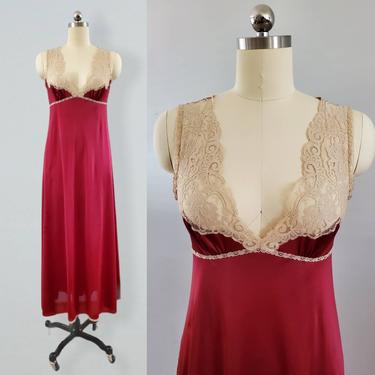 1970s Burgundy Nightgown with Beige Lace by Vanity Fair 70s Lingerie 70's Sleepwear Women's Vintage Size Small/Medium 
