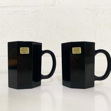 Vintage Onyx Glass Mugs Set Pair Two Mug Coffee Milk Ebony Gothic Black Octagon Goth Minimal Minimalist French Design France Arcoroc Prop 