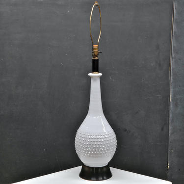 Mid-Century Art Deco Modern Incised Pineapple Ceramic Lamp