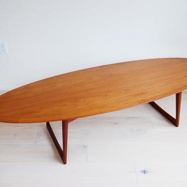 Danish Modern Moreddi Teak Surfboard Shaped Long Coffee Table 