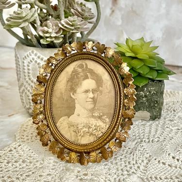 Small Ornate Photo Frame, Oval, Metal Filigree, Gold Hollywood Regency Mid Century, Vintage 50s 