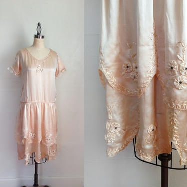 1920s Wedding Dress / Ivory Satin Flapper Dress / Rosettes Rhinestones / M 