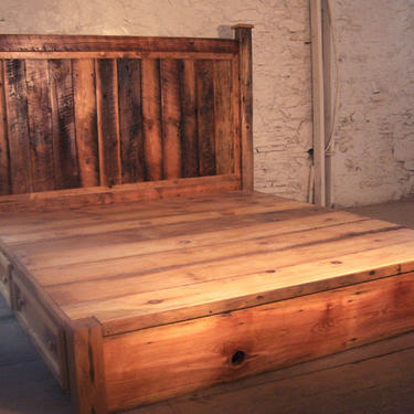Reclaimed Rustic Pine Platform Bed with Headboard and 4 Drawers 
