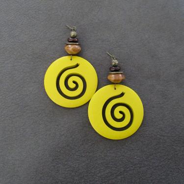 Carved wooden earrings, ethnic earrings, tribal earrings, yellow earrings, Afrocentric earrings, African earrings, boho earrings, spiral 