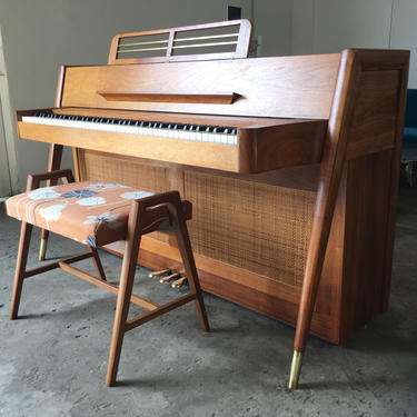 Stunning Mid Century Baldwin Acrosonic Spinet Piano with Matching Bench 