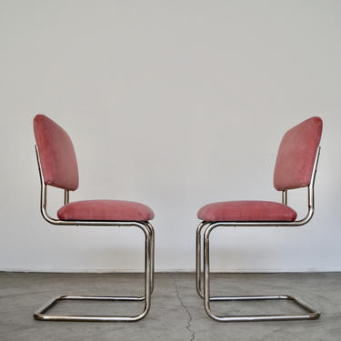 Gorgeous Pair of Vintage Mid-century Modern Hollywood Regency Dining Chairs Reupholstered in Pink Velvet! 