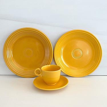 Vintage Lot of Older Homer Laughlin Fiesta Fiestaware 2 Plates, 1 Cup and Saucer YELLOW GLAZE Mid Century Modern Classic Iconic Dinnerware 