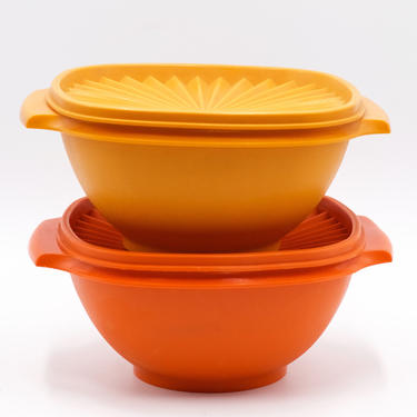 Tupperware Servalier Orange Bowls with Lids, Autumn Orange, Burnt Orange, Red Orange, Set of 2 Bowls, Vintage, Bowl, Starburst Lid, No. 838 