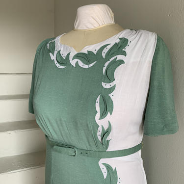 Voluptuous Late 1940's Summer Two Toned Day Dress Bust 44&amp;quot; 