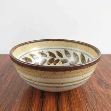 Marj Peeler Pottery Bowl - Brown Leaf Decoration 