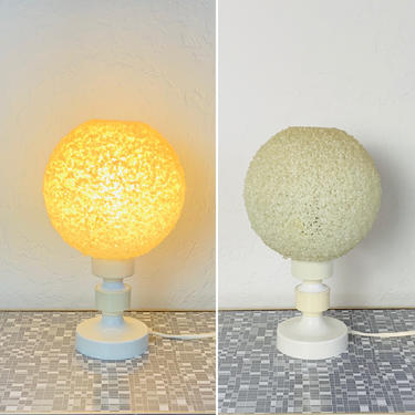 Granulate Orb Lamp Table Lamp 