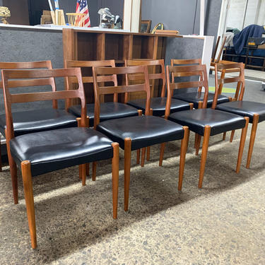 Rare model “anne”  johannes andersen dining chairs 