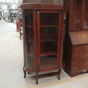 Vintage Curio Cabinet by Paine Furniture Company