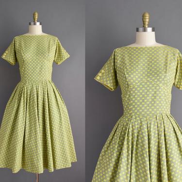 vintage 1950s dress | Gay Gibson Chartreuse Short Sleeve Full Skirt Cotton Dress | Medium | 50s vintage dress 