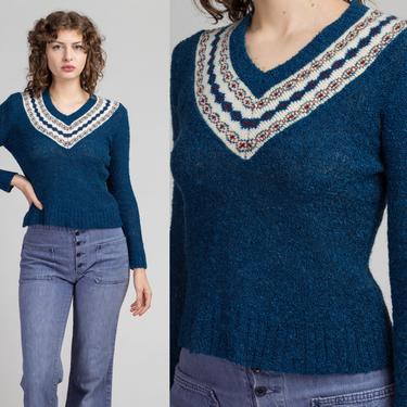 70s 80s V Neck Fair Isle Cropped Sweater - Medium | Vintage Blue Boucle Nordic Knit Pullover Jumper 