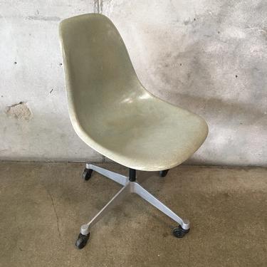 Herman Miller Fiberglass Chair with Rolling Base