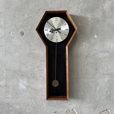 Mid Century Modern Clock by Arthur Umanoff for Howard Miller