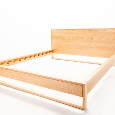 Mid Century Modern Oak Platform Style Bed 
