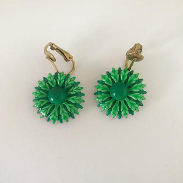 Vintage Bright Green Floral Drop Clip-On Earrings - 1960s 