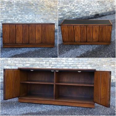 Double Credenza-sideboard 