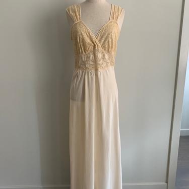 Chelsea label bias cut cream Rayon and lace bodice lingerie gown 