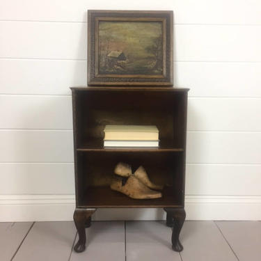 Small 1900 English Bookcase, oak, Springfield VA Pick up or ship upon inquiry 