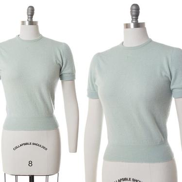 Vintage 1950s Sweater | 50s Light Blue Cashmere Knit Short Sleeve Pullover Sweater Top (xs/small) 