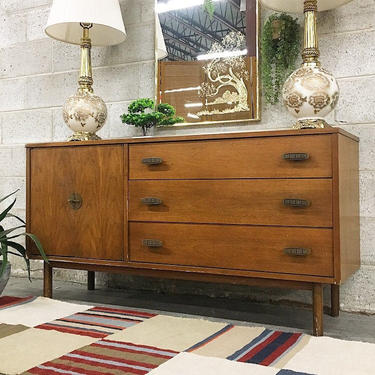 LOCAL PICKUP ONLY ------------- Vintage Bassett Credenza 