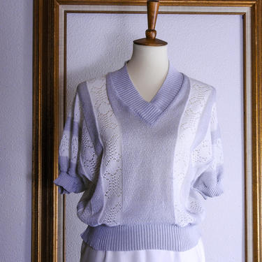 Short Sleeved Grey and White Knit / Vintage Vertical Striped Short Sleeved Sweater Blouse 