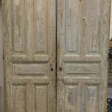 Antique Pair of French Doors, chippy.  Free Springfield VA pick up.  Shipping/Delivery extra 
