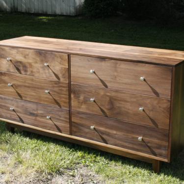 ZCustom Chris X6320f White Oak 6 Drawer Dresser, Inset Drawers,  Flat Panels, 46&quot; wide x 20&quot; deep x 35&quot; tall, Push to open - natural color 